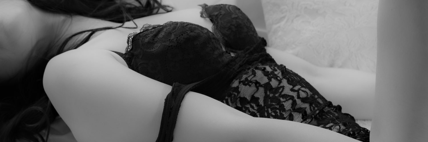 retro_hideaway's profile banner image