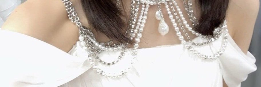 nari_nog's profile banner image
