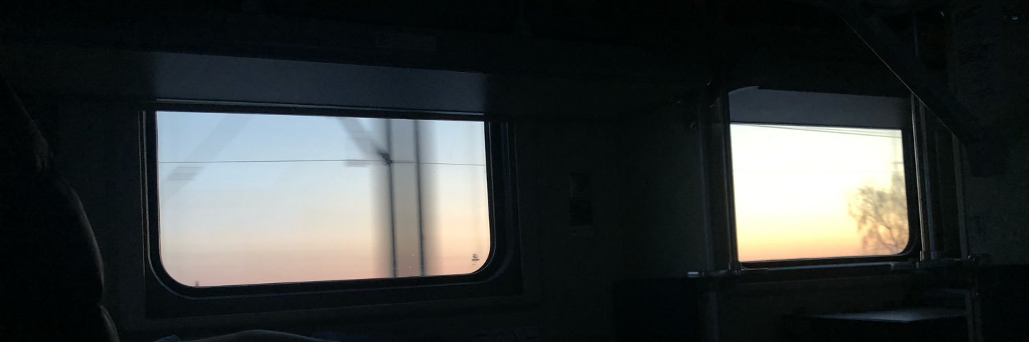 Honeysunn17's profile banner image