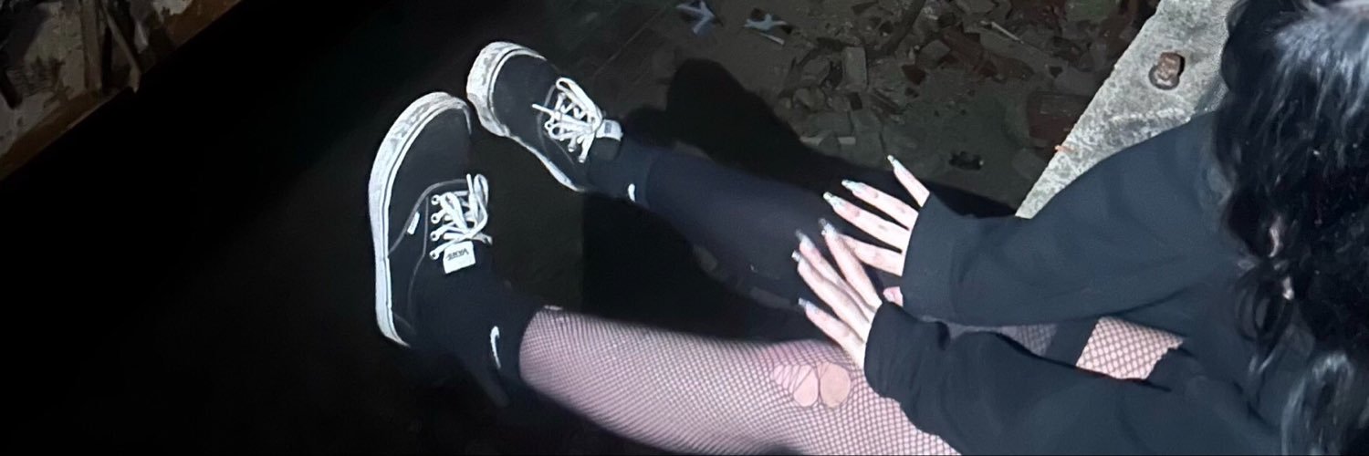 daisywroteit's profile banner image