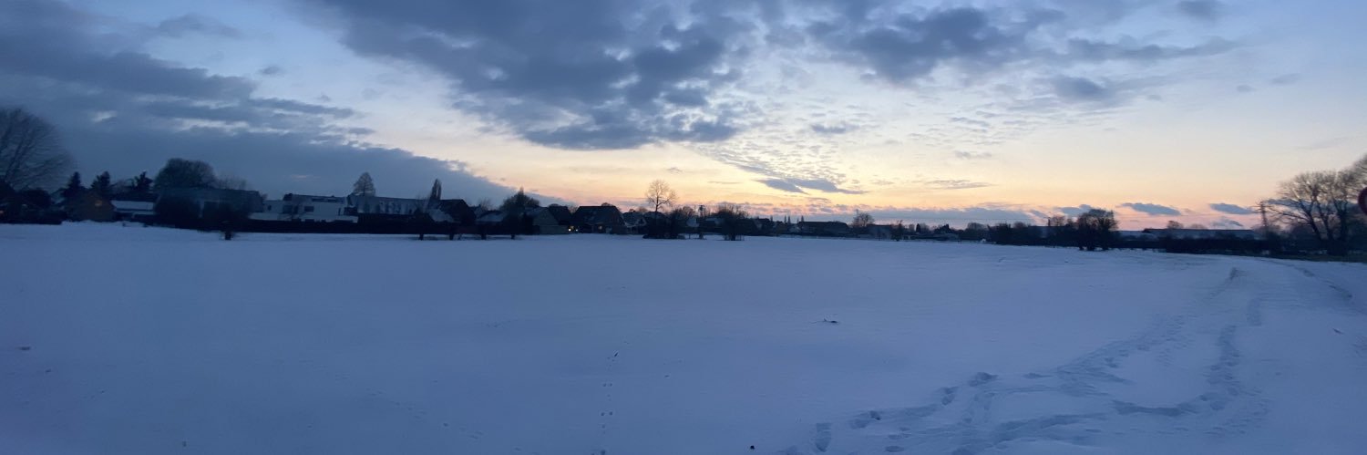 stefanfue's profile banner image