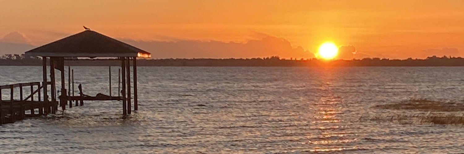 macrowe's profile banner image