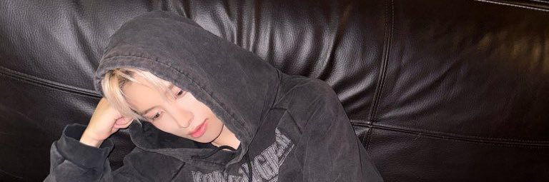 eummmmiii's profile banner image