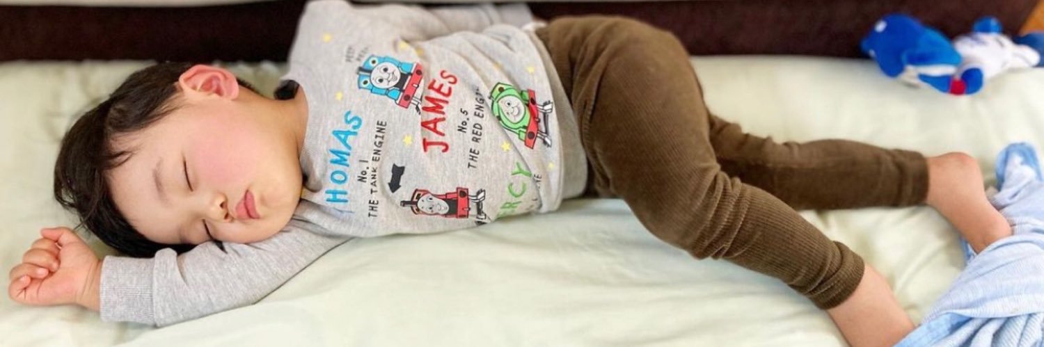 calmeholic's profile banner image