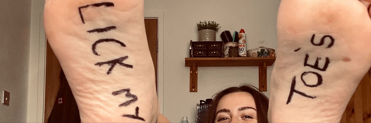 BratQueenBea's profile banner image