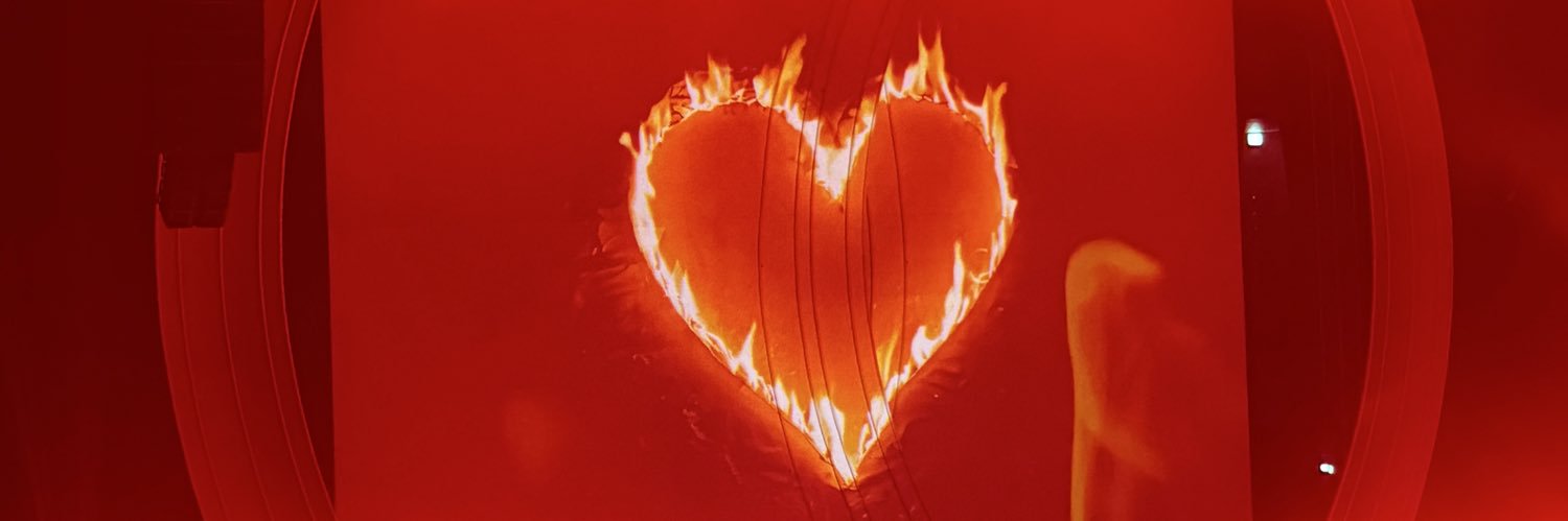 lovenctlove's profile banner image