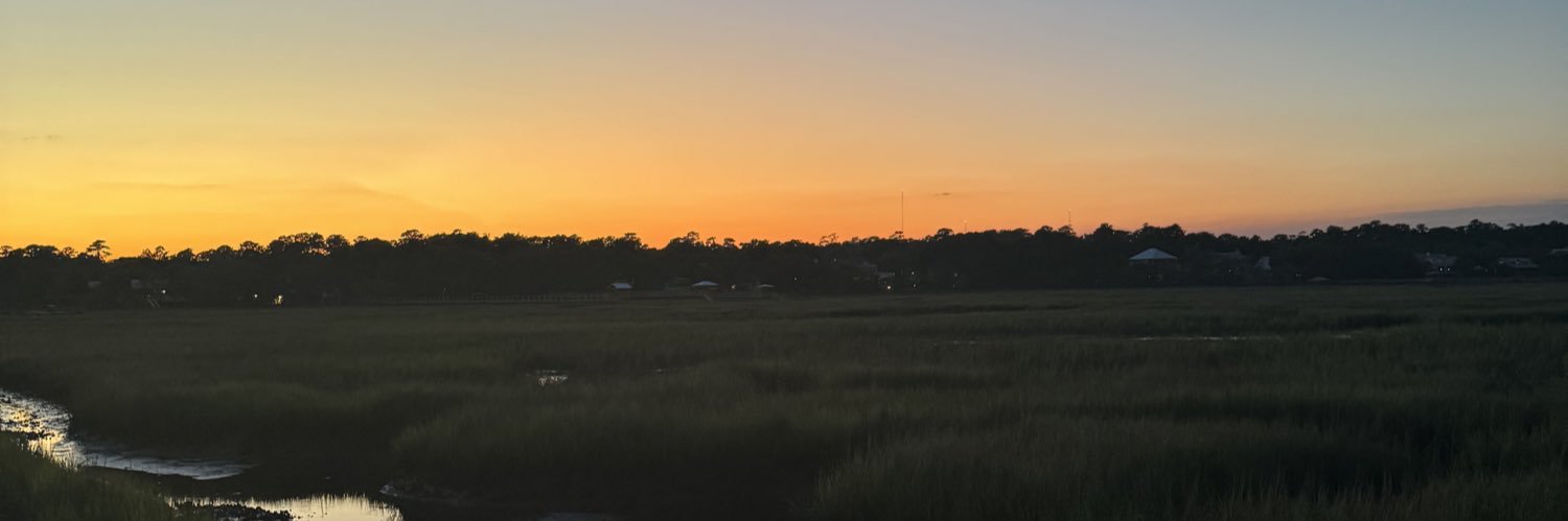 wowwlarry's profile banner image