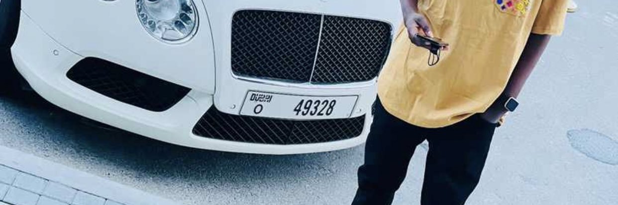 Elfeezee's profile banner image