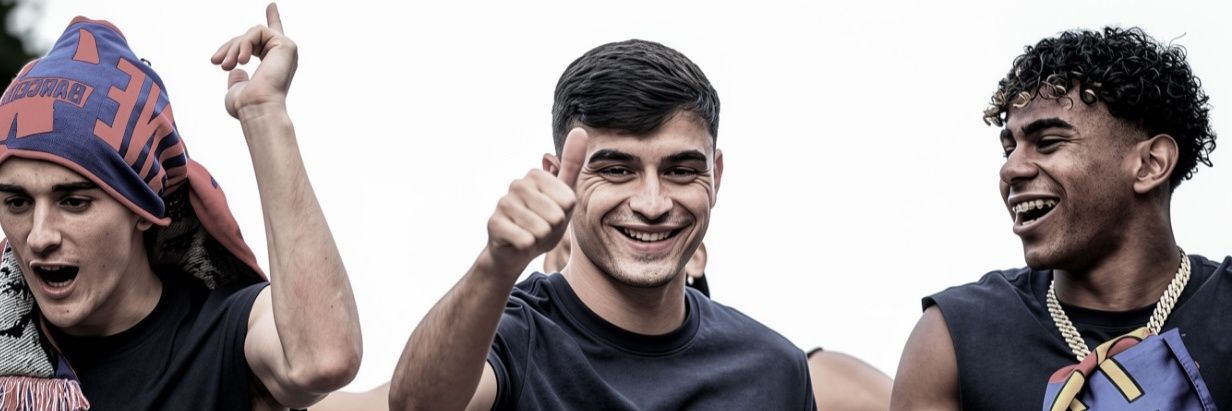 LY_10WC's profile banner image