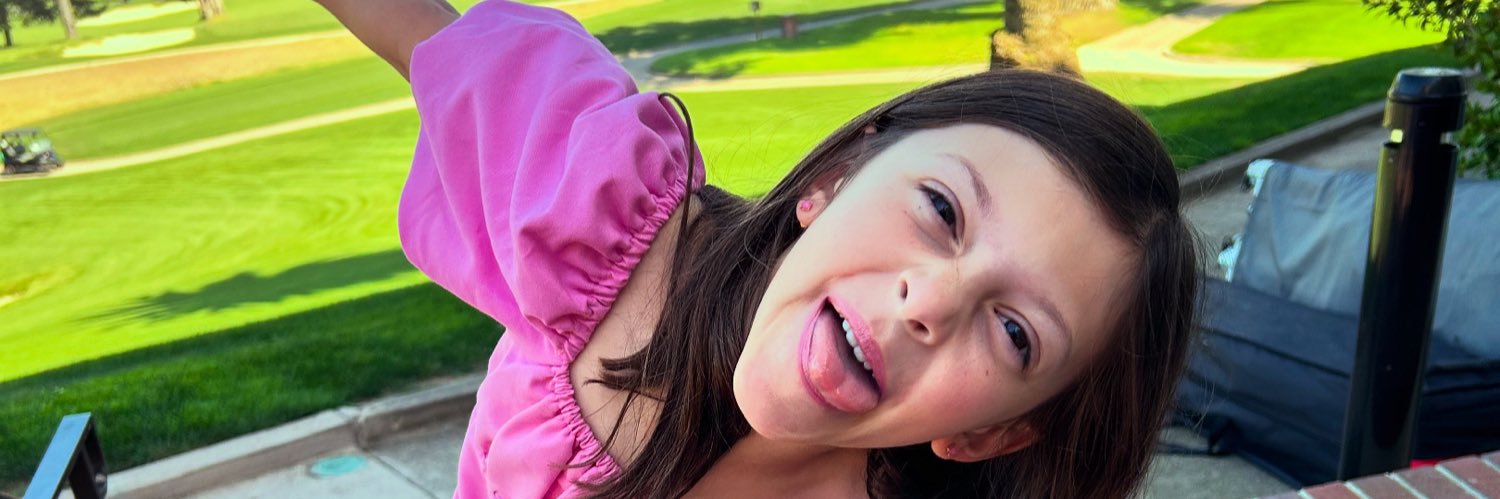 kydlee's profile banner image