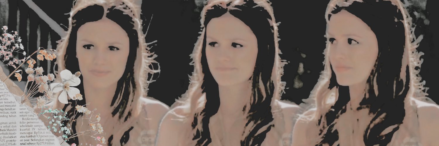 onceapearl's profile banner image