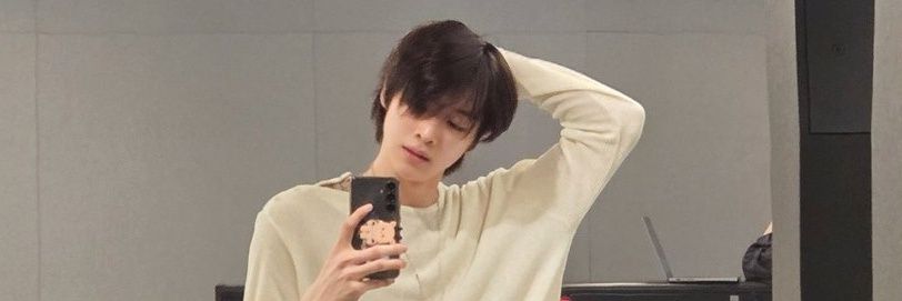 rizwnbin's profile banner image