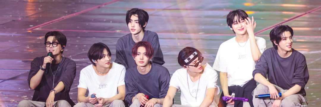 a__zip's profile banner image