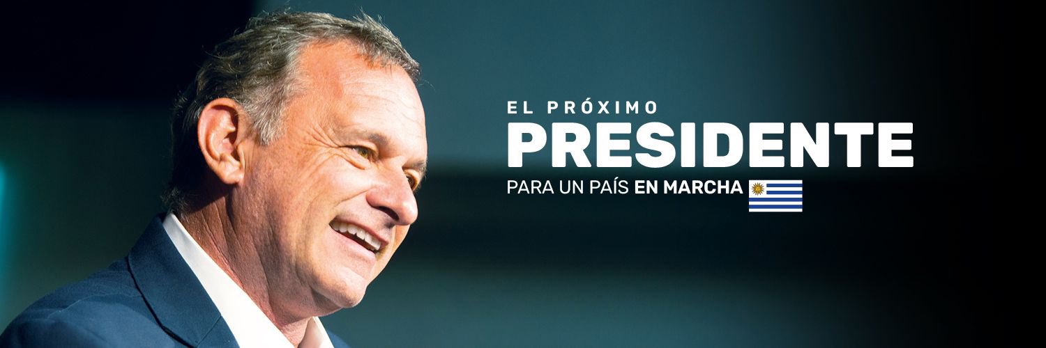 Ni me callo, Ni me voy banner