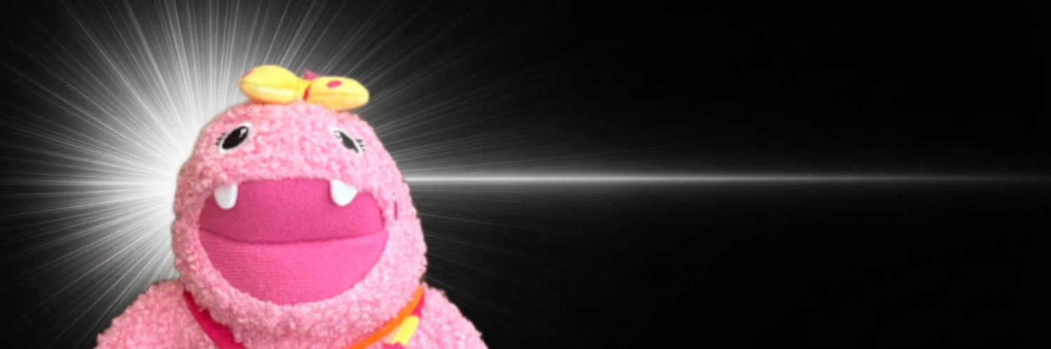 cheenyan32's profile banner image
