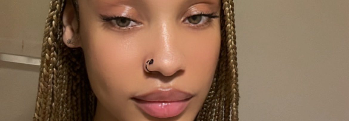 traceysucksalot's profile banner image