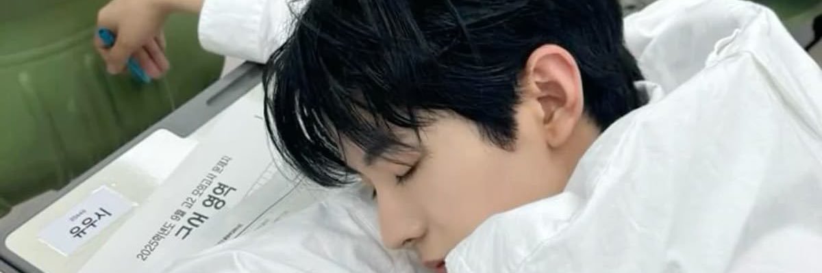 bella082300's profile banner image