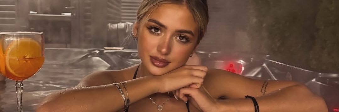 IulianabereDF's profile banner image