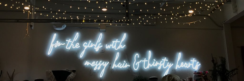 samntha_lee's profile banner image