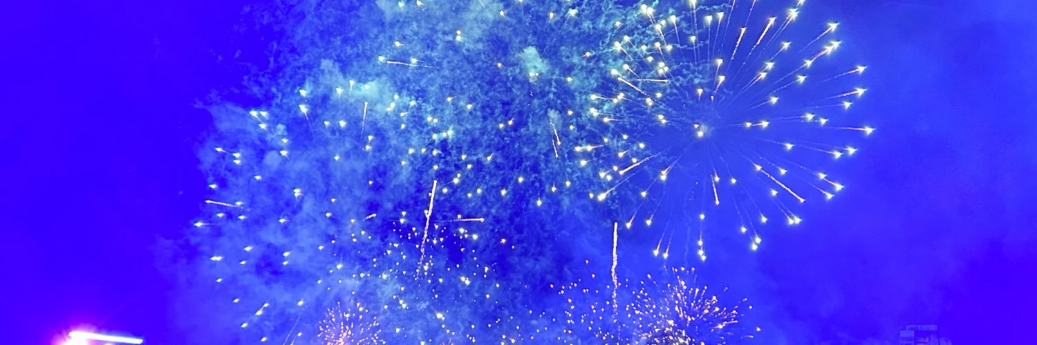 zoewat's profile banner image