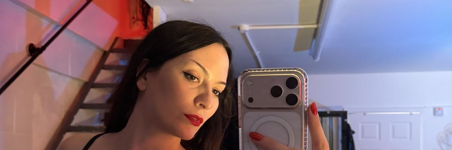 missmayberlin44's profile banner image
