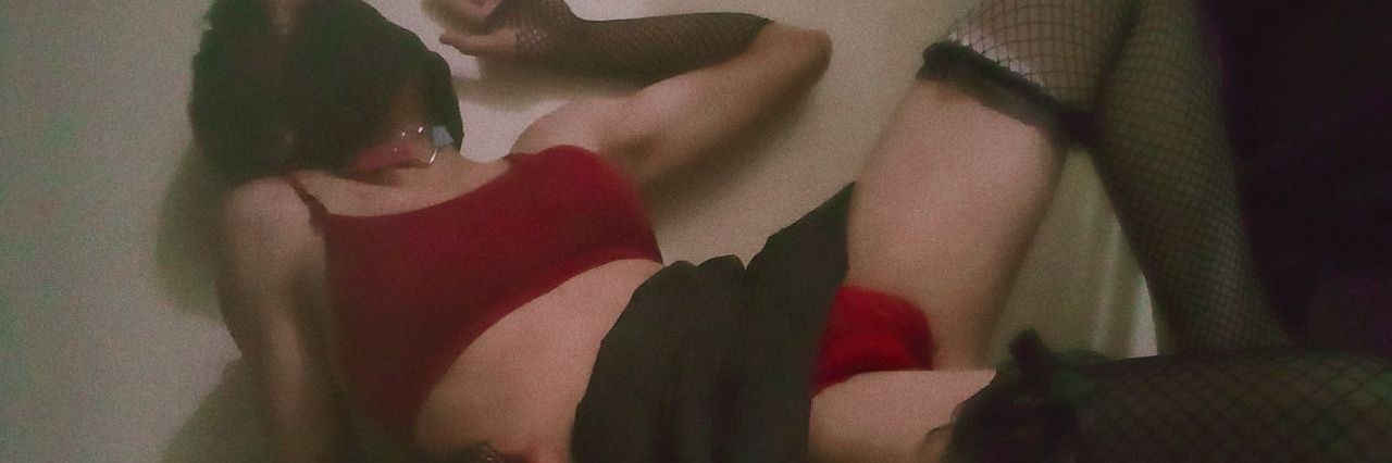 Alinfemkush's profile banner image