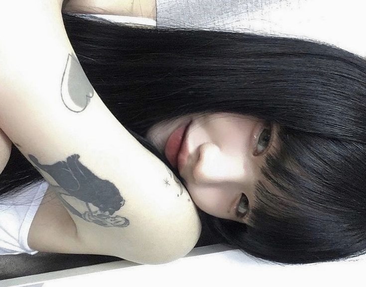 CharlotteLlvf's profile banner image