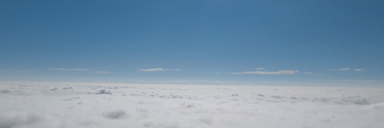 ueangdao's profile banner image
