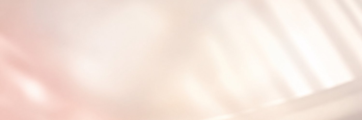 miii___na333's profile banner image