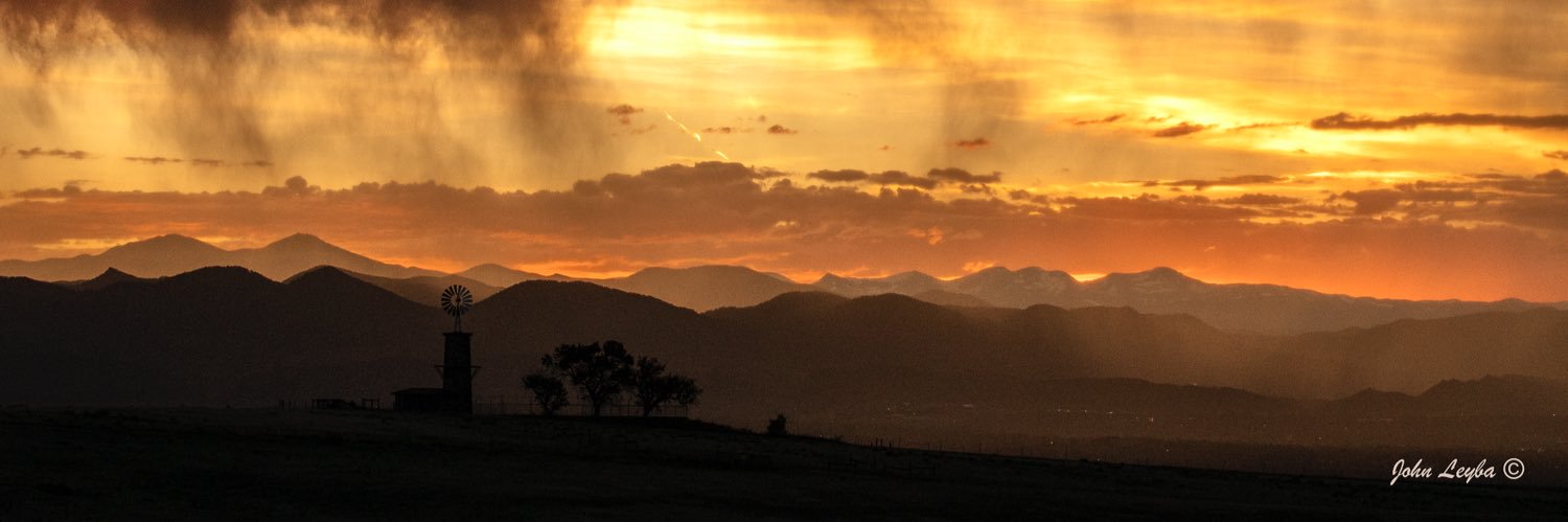 John Leyba 📸 banner