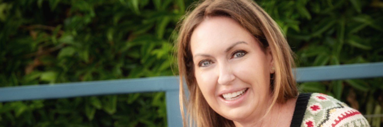 aleesadaley's profile banner image