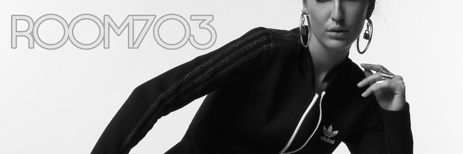 ROOM703's profile banner image