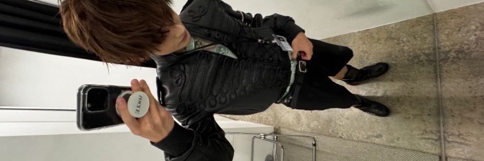 iHugSonyon's profile banner image