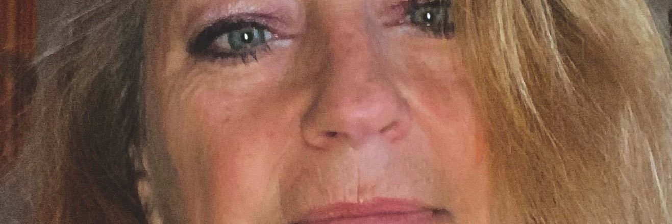 AngieThomson's profile banner image