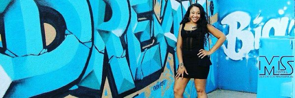 LadyLines_ Profile Banner