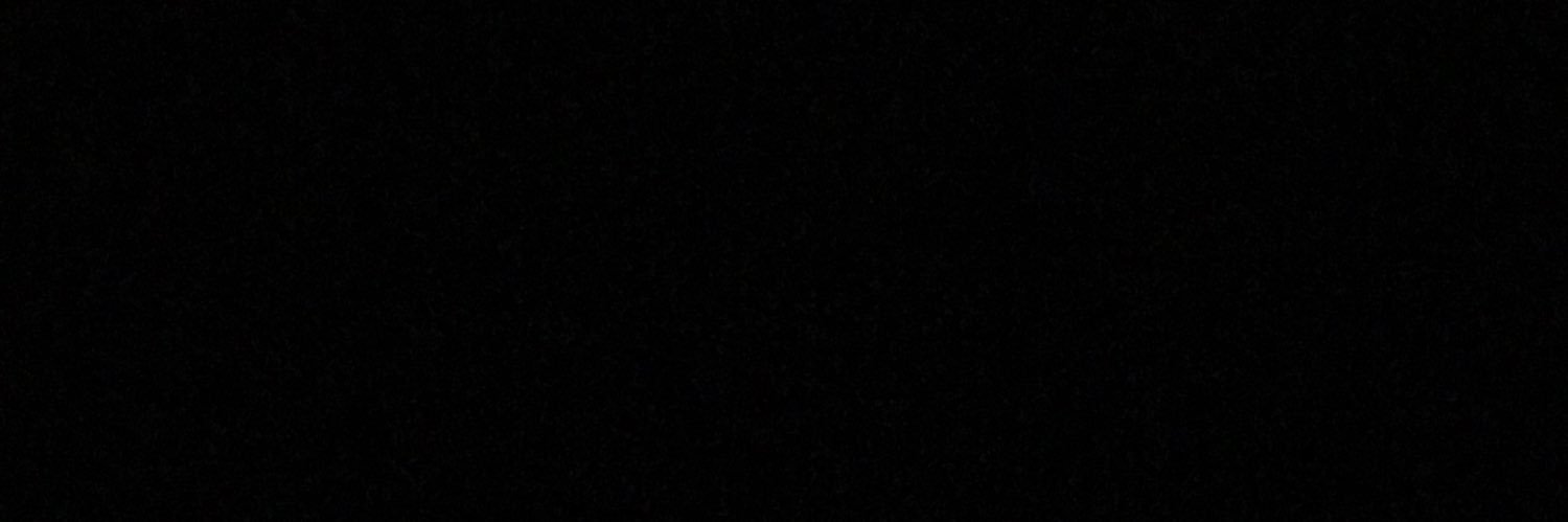 IzieHi's profile banner image