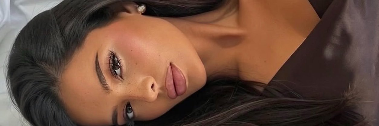 Kate9935's profile banner image