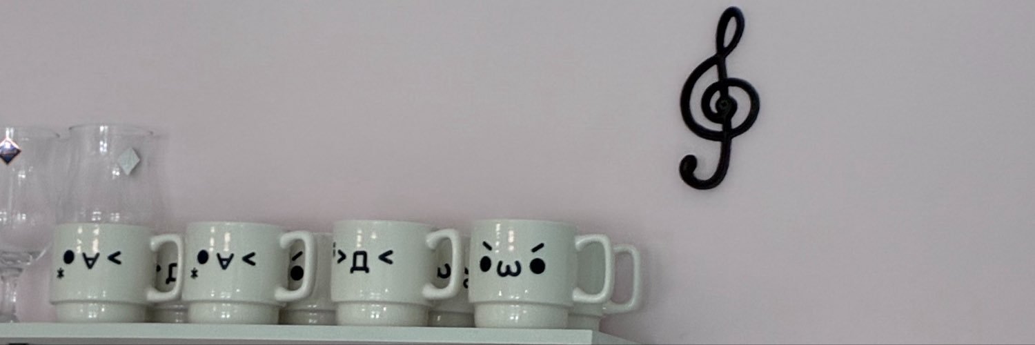 imyourhuii's profile banner image