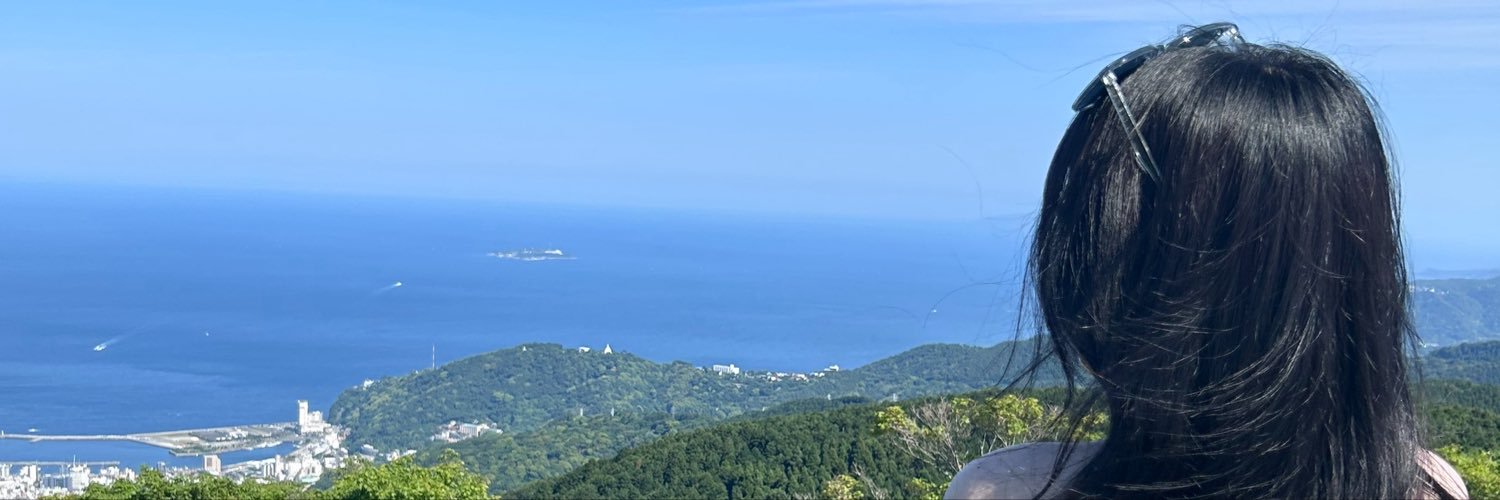 rvrqak's profile banner image