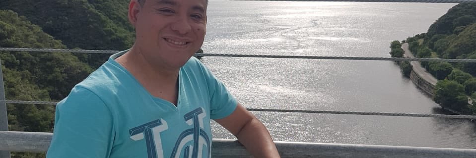 locjuy's profile banner image