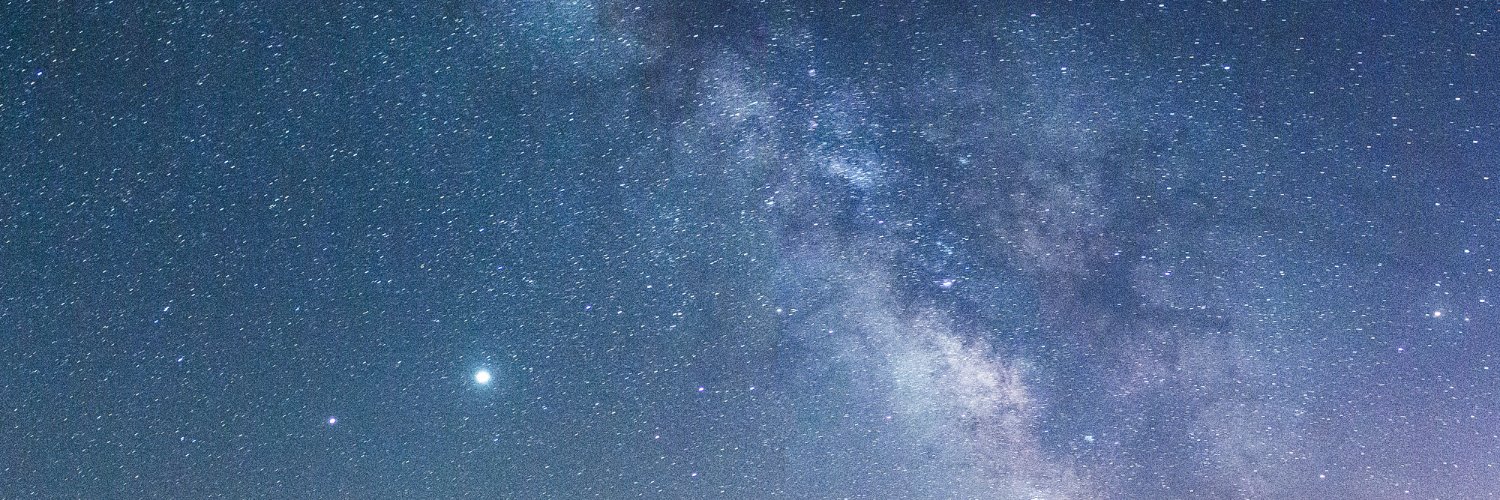 adrianlois_'s profile banner image