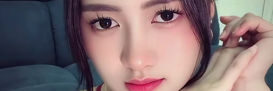 selinavr88's profile banner image
