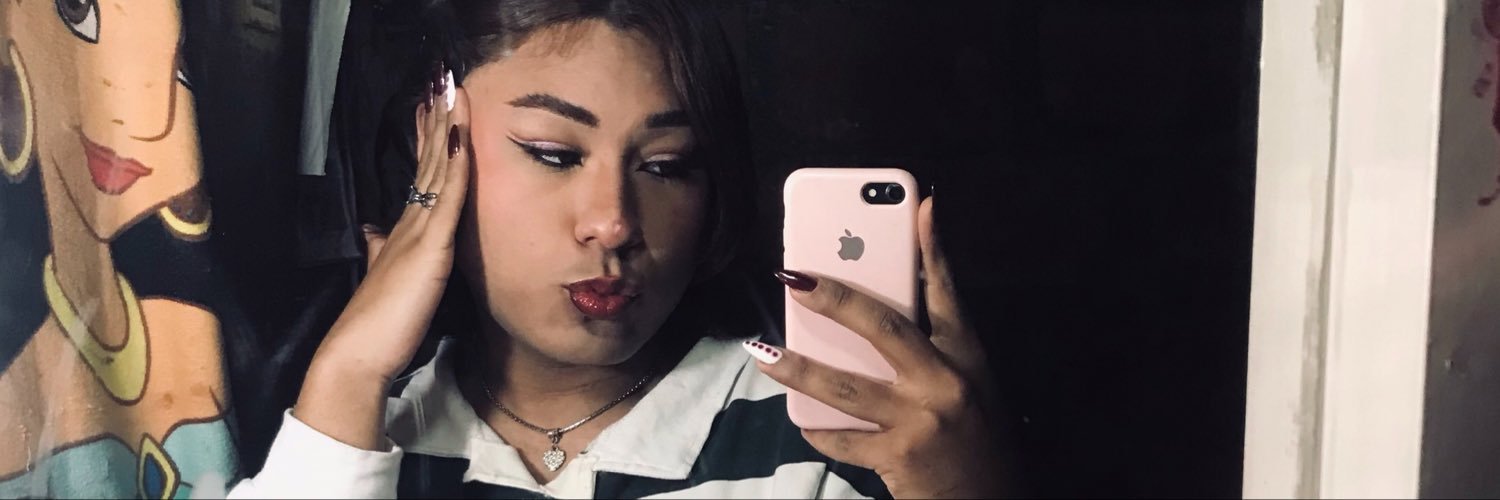 ErikaPazzmb's profile banner image