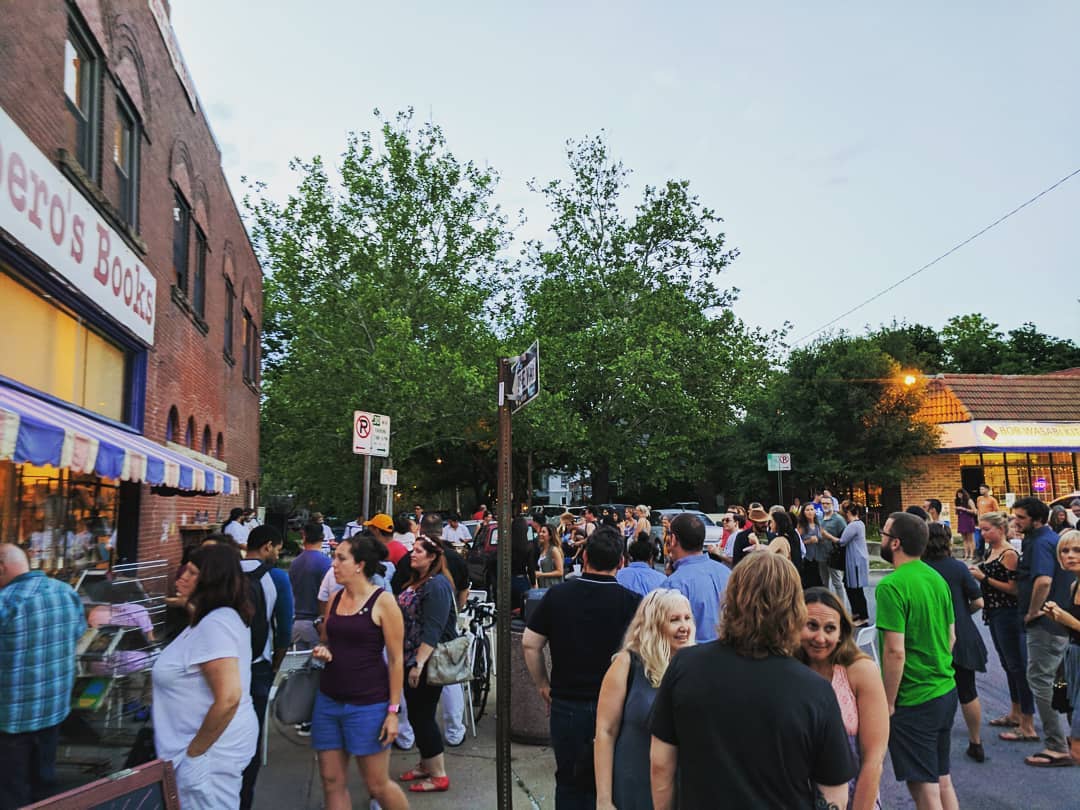 W 39th St. District banner