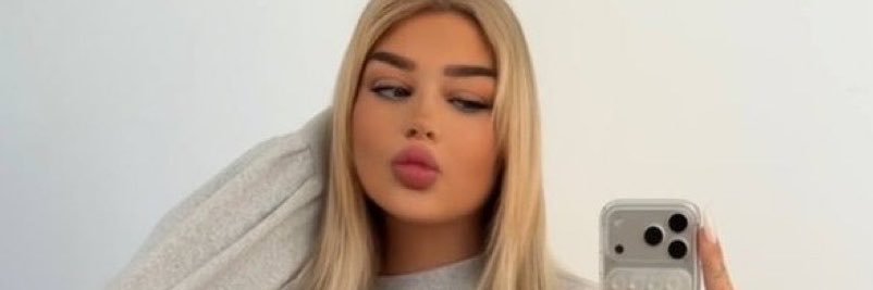 lilly2493's profile banner image