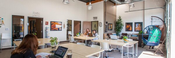 FelenaHanson Profile Banner