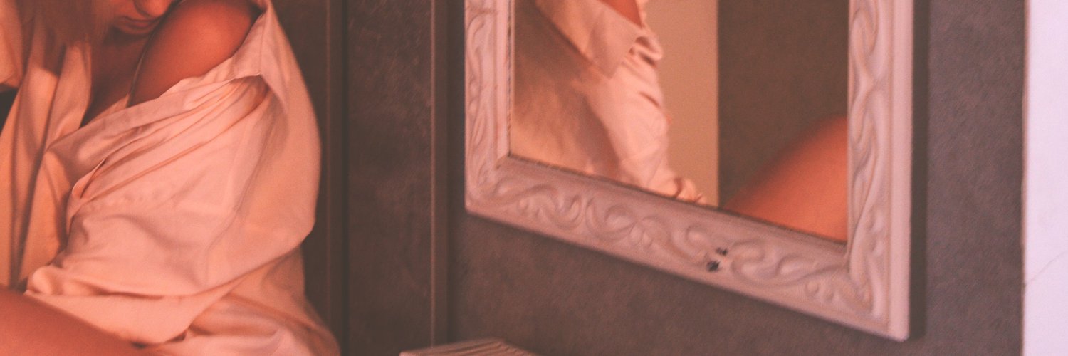 lis01238's profile banner image