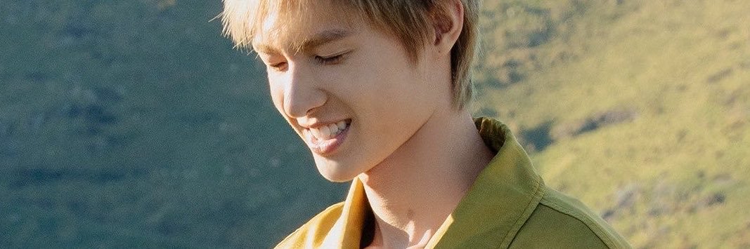 rossangortis's profile banner image