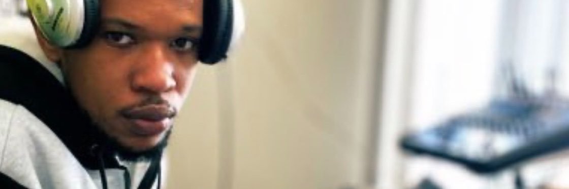 MrOneLuv876's profile banner image
