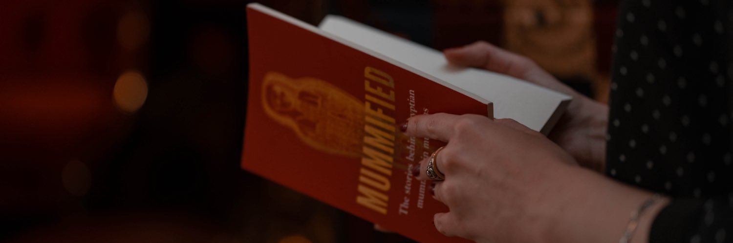 Dr Angela Stienne, FRHistS banner